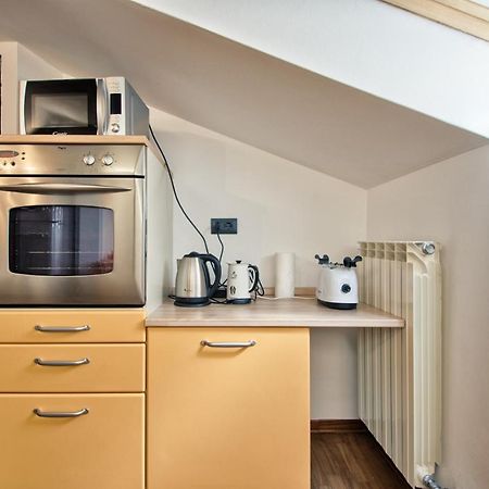5 Miglia Apartment La Mansarda A كولّينيو المظهر الخارجي الصورة
