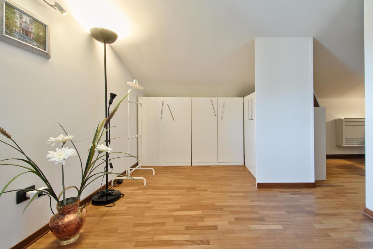 5 Miglia Apartment La Mansarda A كولّينيو المظهر الخارجي الصورة